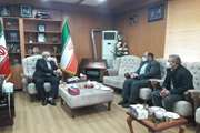  در راستای اجرای طرح تشدید نظارتهای بهداشتی در ایام نوروز و ماه مبارک رمضان مدیر کل دامپزشکی استان  با فرماندار شهرستان مهاباد دیدار کرد 