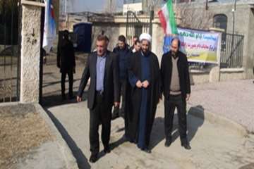 گزارش تصویری بازدید دکتر کامیار داهیم و مسئول دفتر نمایندگی ولی فقیه اداره کل دامپزشکی استان از نحوه