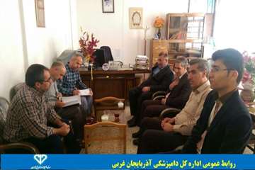 بازدید مدیر کل دامپزشکی از تکاب و شاهیندژ در هفته دولت