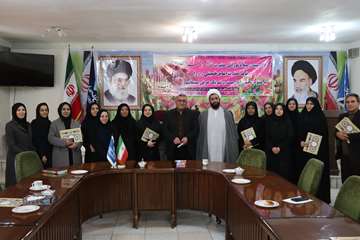 تجلیل از بانوان شاغل اداره کل دامپزشکی بمناسبت روز زن