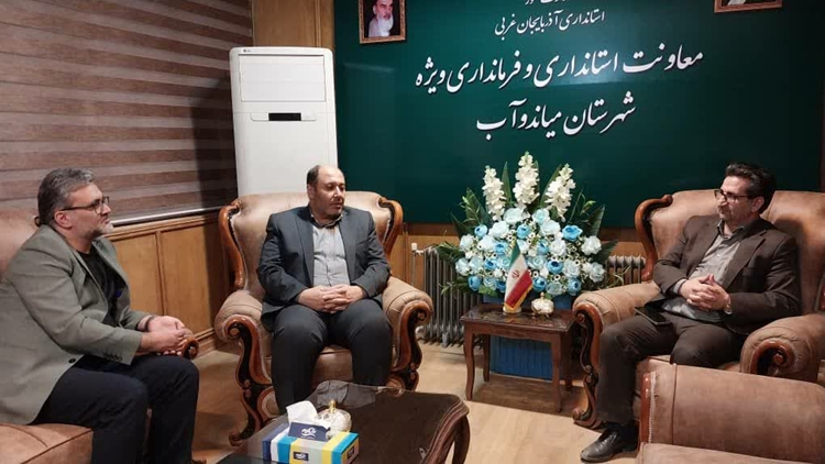 دیدار مدیرکل دامپزشکی استان با فرماندار ویژه شهرستان میاندوآب 