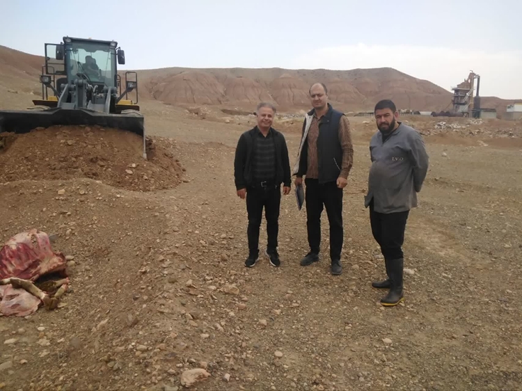 ضبط و معدوم سازی لاشه یک راس گاو مبتلا به سپتی سمی و کاشکسی شدید در کشتارگاه دام شهرستان شوط