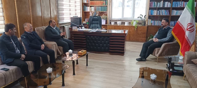 دیدار مدیر کل دامپزشکی استان با فرماندار سردشت